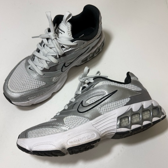 Nike Women's Zoom Air Fire Sneakers - Metallic Silver and White - Size 8 - Picture 10 of 16